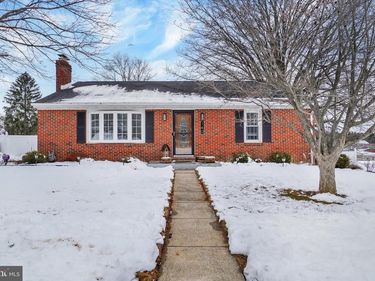 140 BOND STREET, NEW FREEDOM, PA 17349