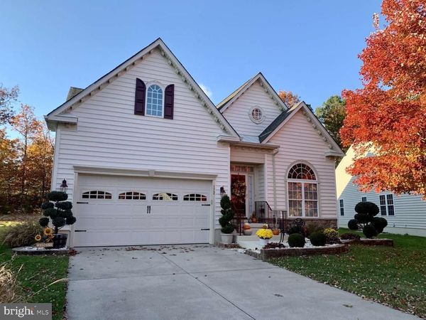 172 HEARTHSTONE DRIVE, BERLIN, NJ 08009