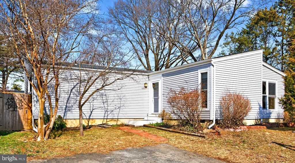 7204 Lavender Lane, Springfield, VA 22150 Main Photo