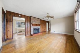 586 Rainbow Circle photo 4