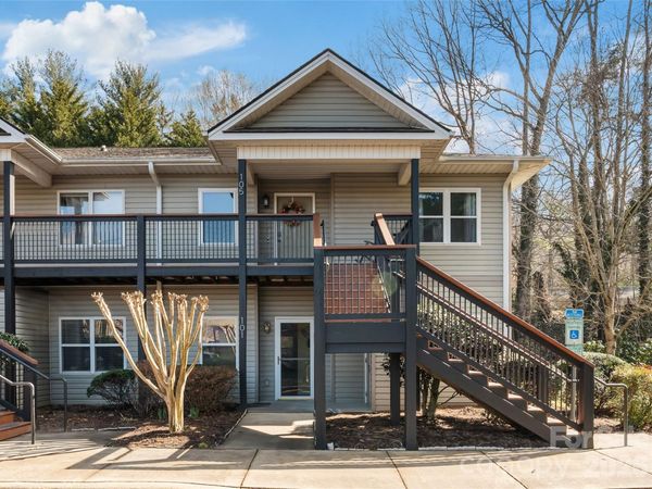 101 Carlyle Way, Asheville, NC 28803