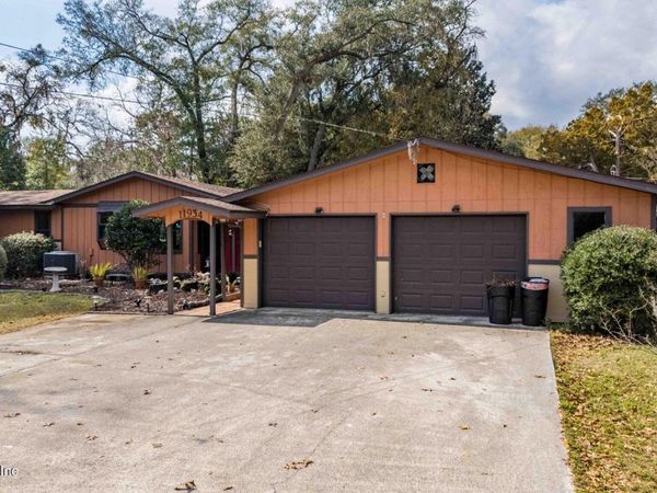 11934 CANEY Lane, Jacksonville, FL 32218