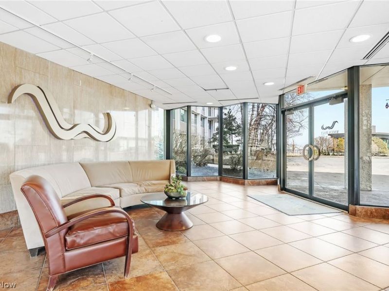 12700 Lake Avenue, Unit 1107, Lakewood, OH 44107 Photo 36