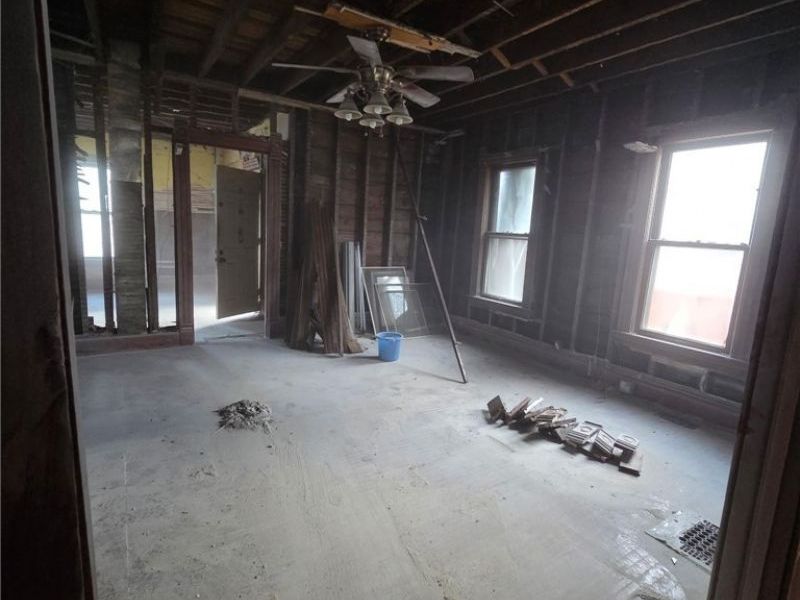 868 Front Street SW, Warren, OH 44485 Photo 11