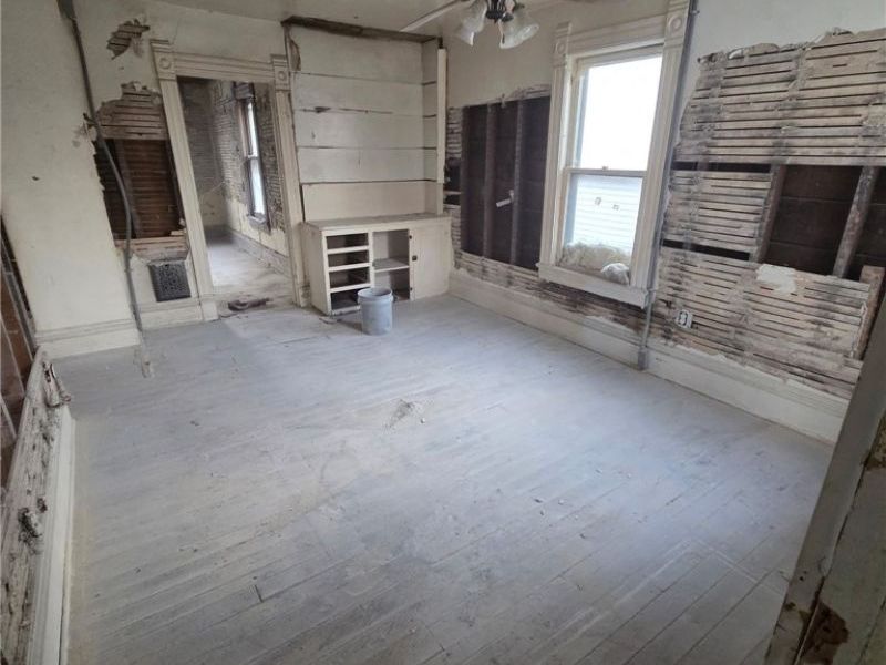 868 Front Street SW, Warren, OH 44485 Photo 2