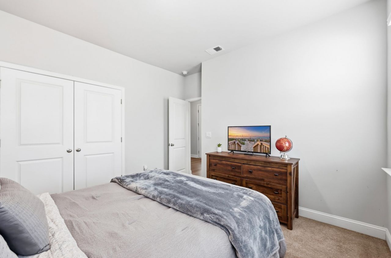 288 Lassoed Circle  Photo 11