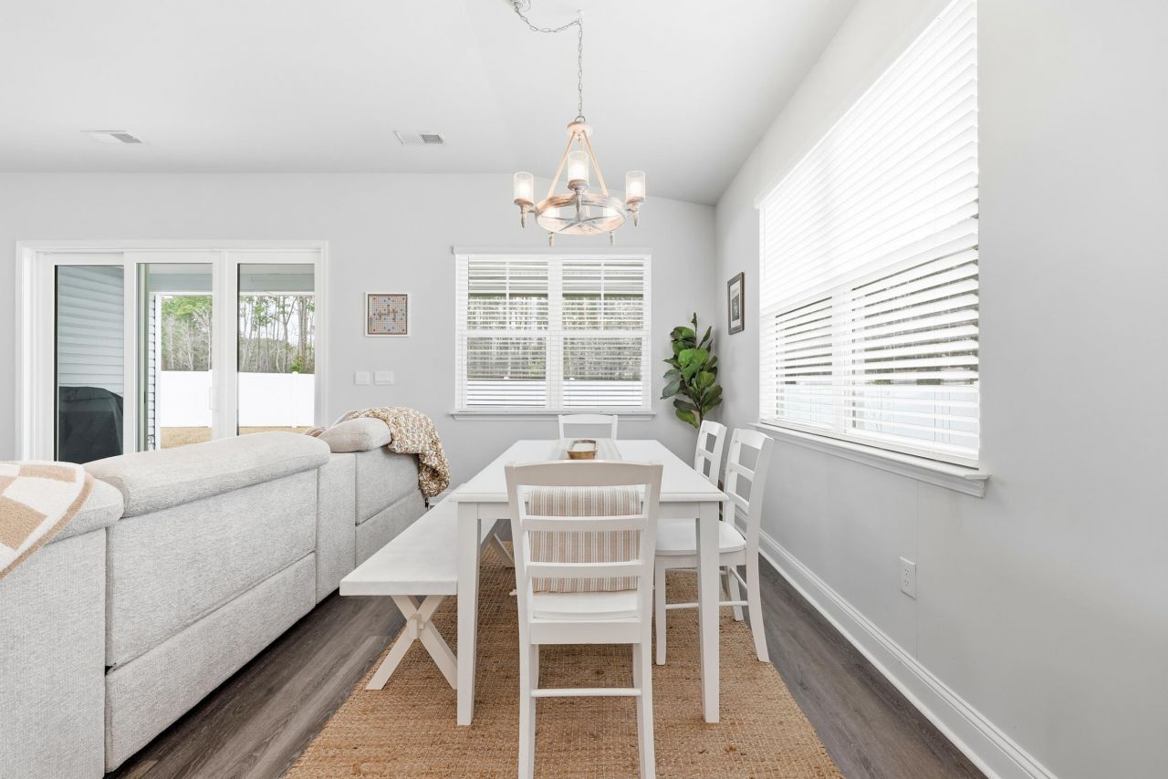 288 Lassoed Circle  Photo 5