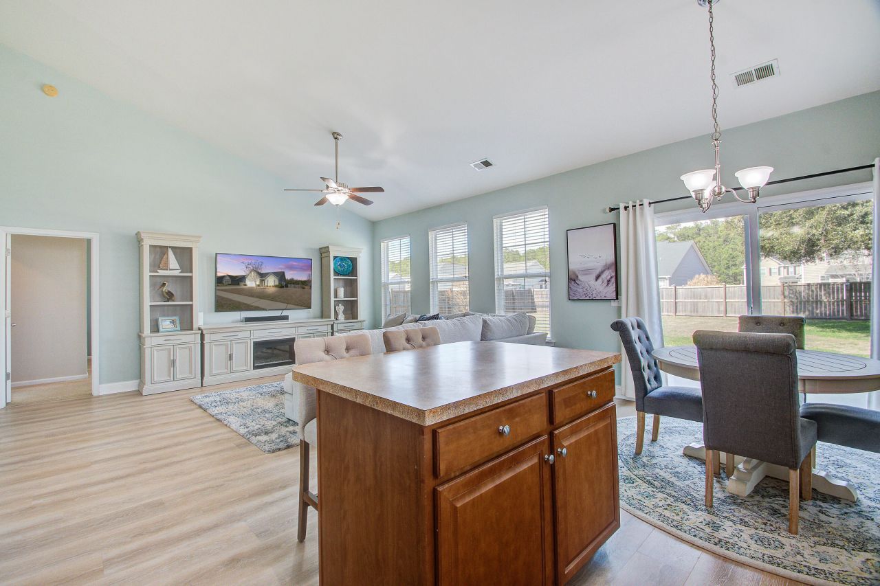 1022 Bridlewood Farms Parkway Photo 11