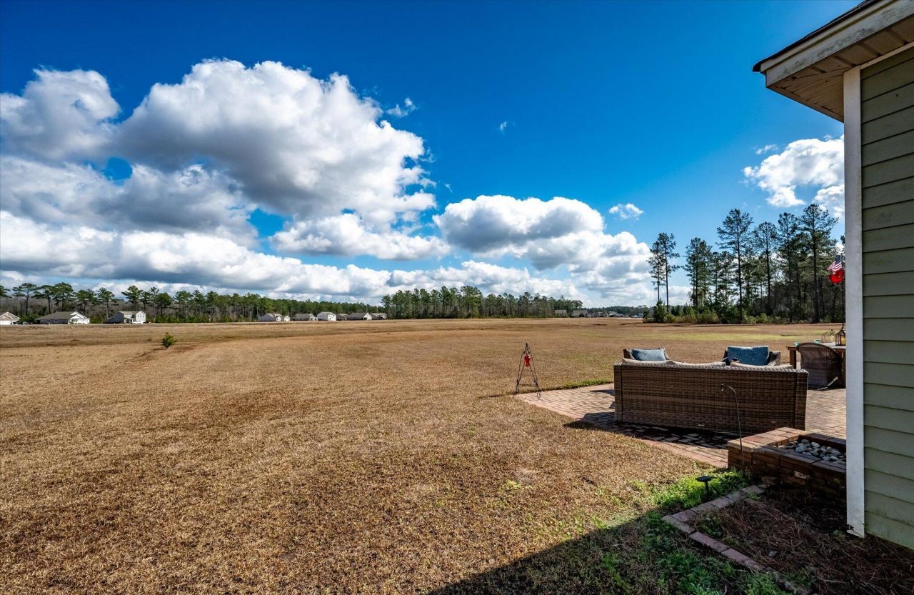 240 Silver Creek Drive Photo 22