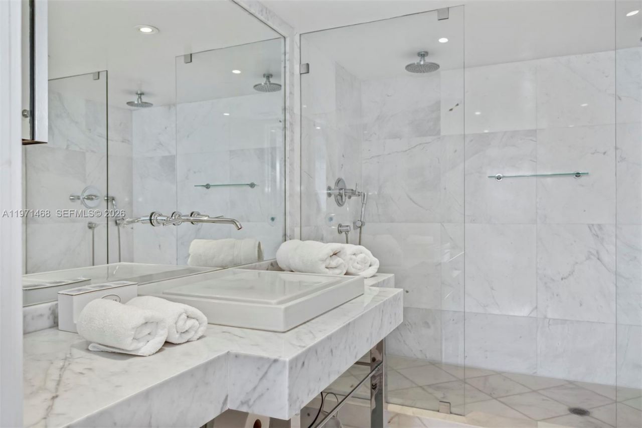 1717 N Bayshore Dr, Unit A-2740, Miami, FL 33132 Photo