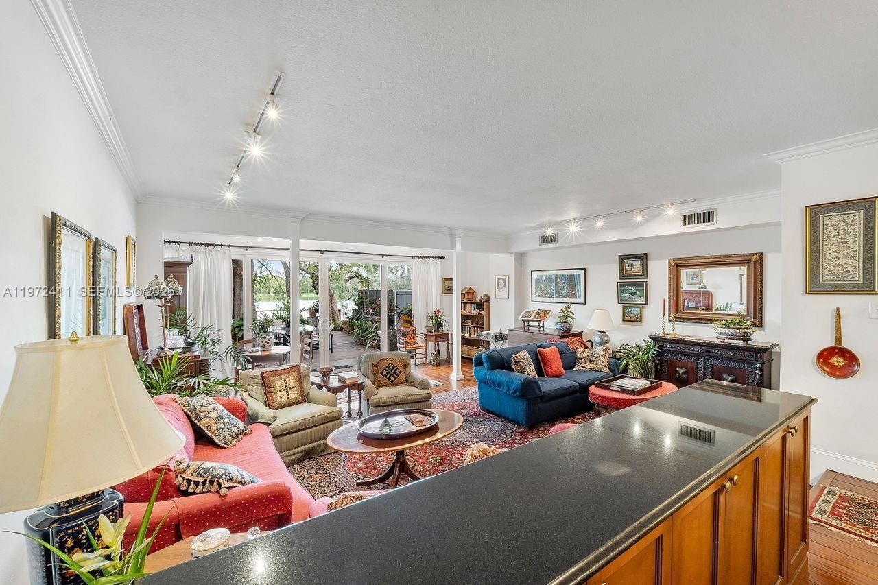 4905 SW 71st Pl , Miami, FL 33155 Photo