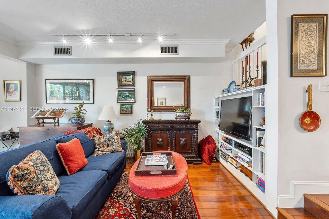 4905 SW 71st Pl , Miami, FL 33155 Photo