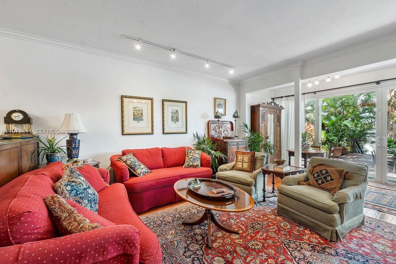 4905 SW 71st Pl , Miami, FL 33155 Photo