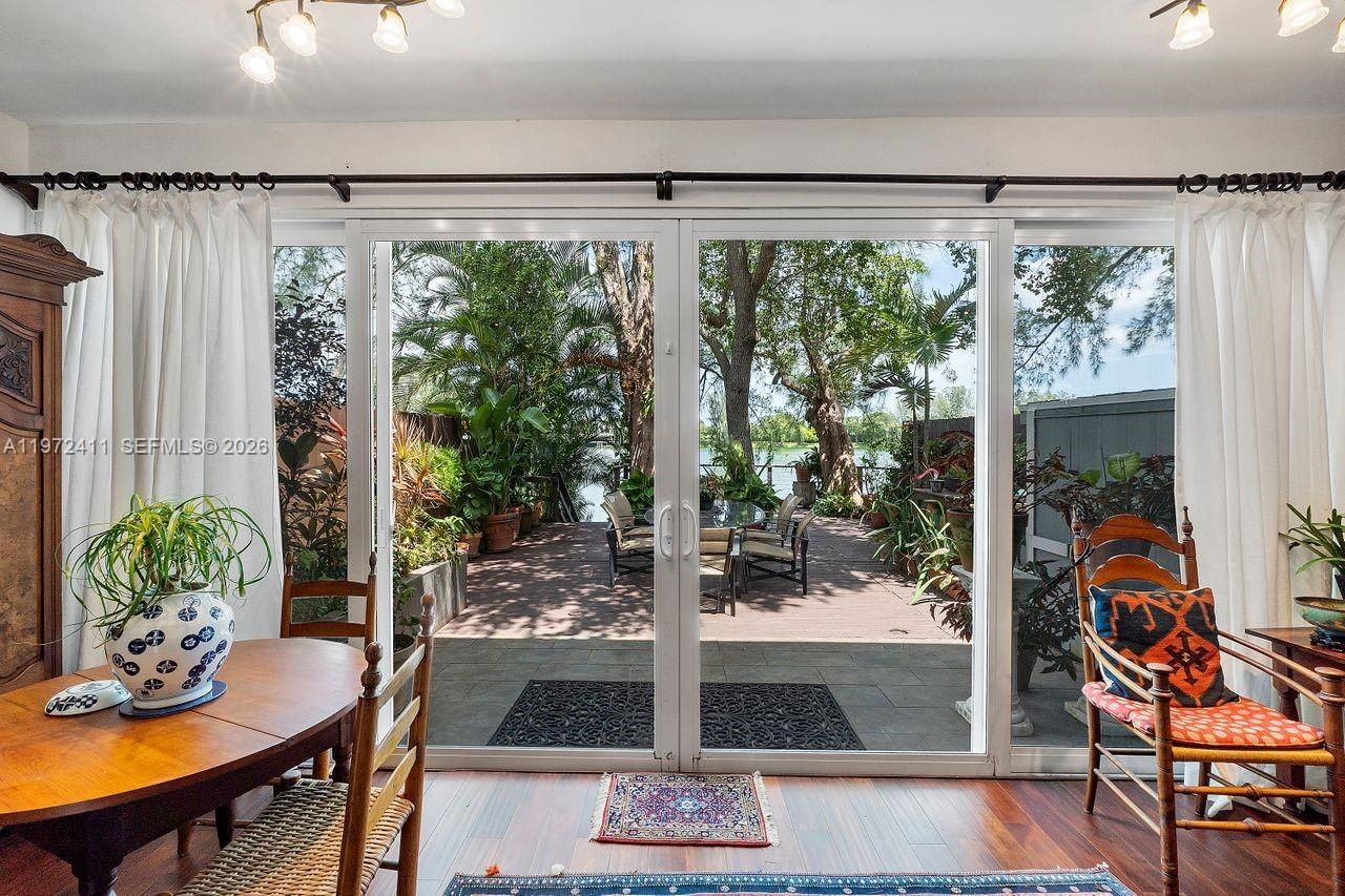 4905 SW 71st Pl , Miami, FL 33155 Photo