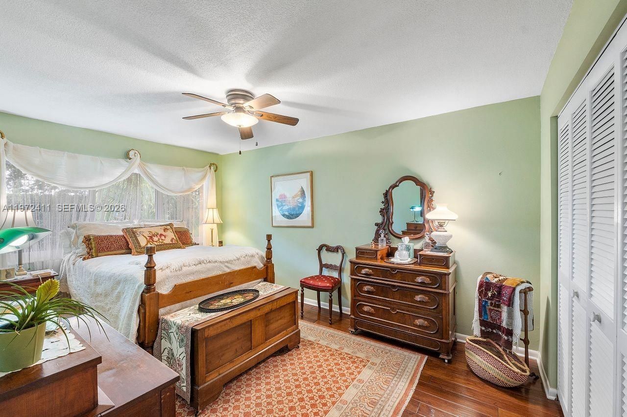 4905 SW 71st Pl , Miami, FL 33155 Photo