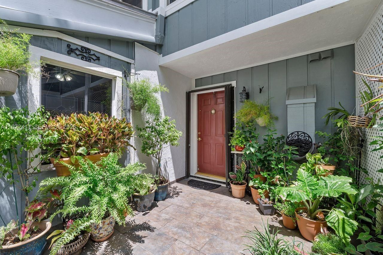 4905 SW 71st Pl , Miami, FL 33155 Photo