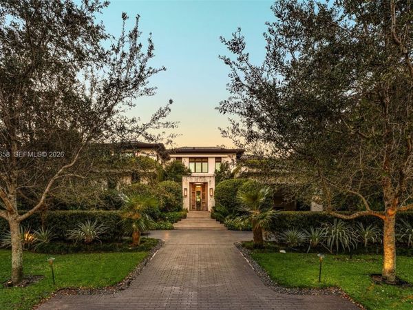 6850 Sunrise Ct , Coral Gables, FL 33133