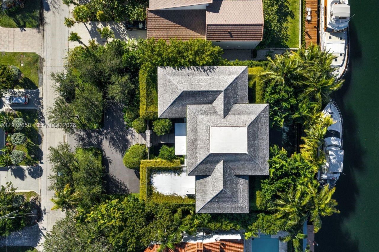 6850 Sunrise Ct , Coral Gables, FL 33133 Photo