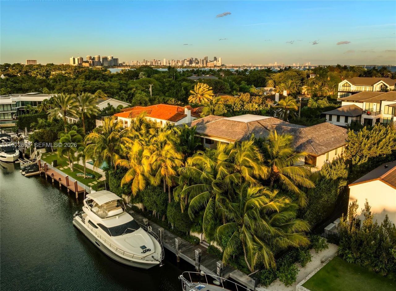 6850 Sunrise Ct, Coral Gables, FL 33133 Photo