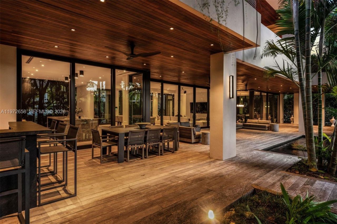 6850 Sunrise Ct , Coral Gables, FL 33133 Photo