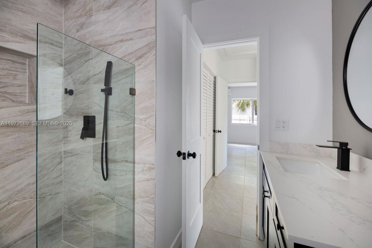 7800 NE 10th Ct, Unit 1, Miami, FL 33138 Photo