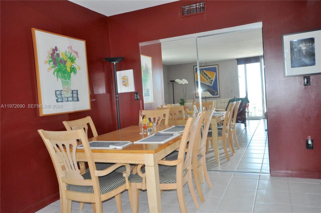 2829 Indian Creek Dr, Unit PH-3, Miami Beach, FL 33140 Photo