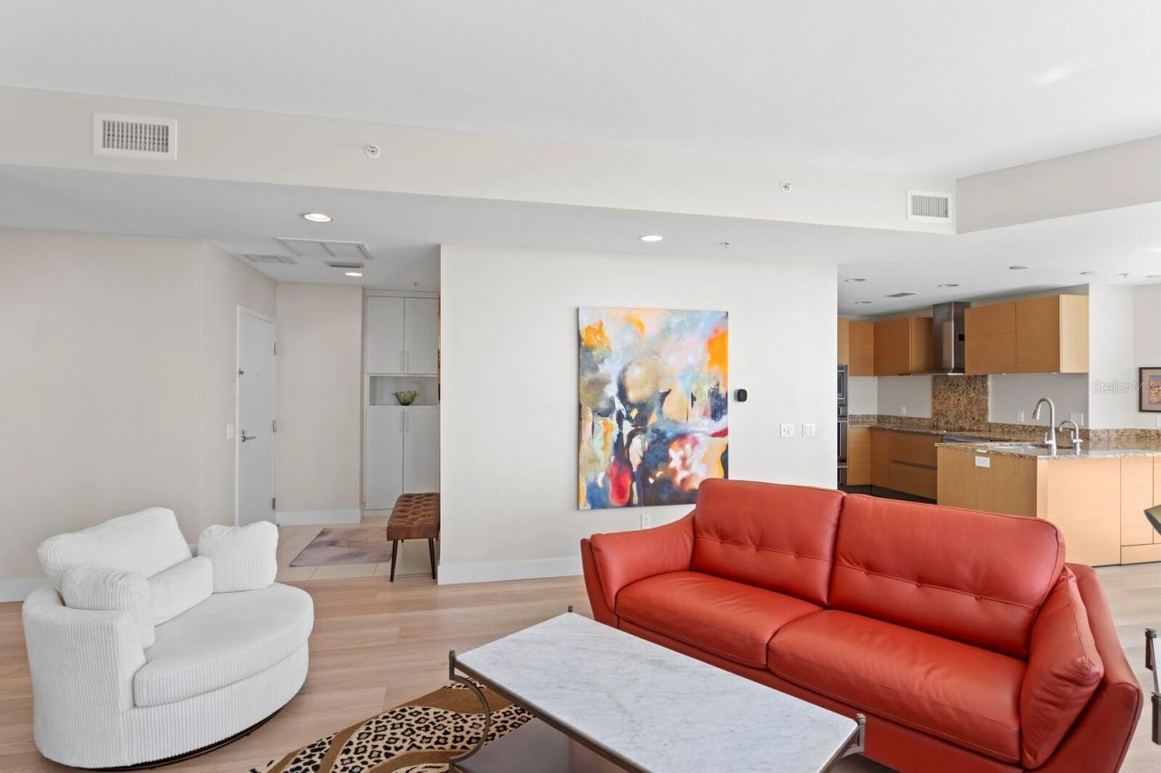 175 1st Street S, Unit 2106, Saint Petersburg, FL 33701 Photo