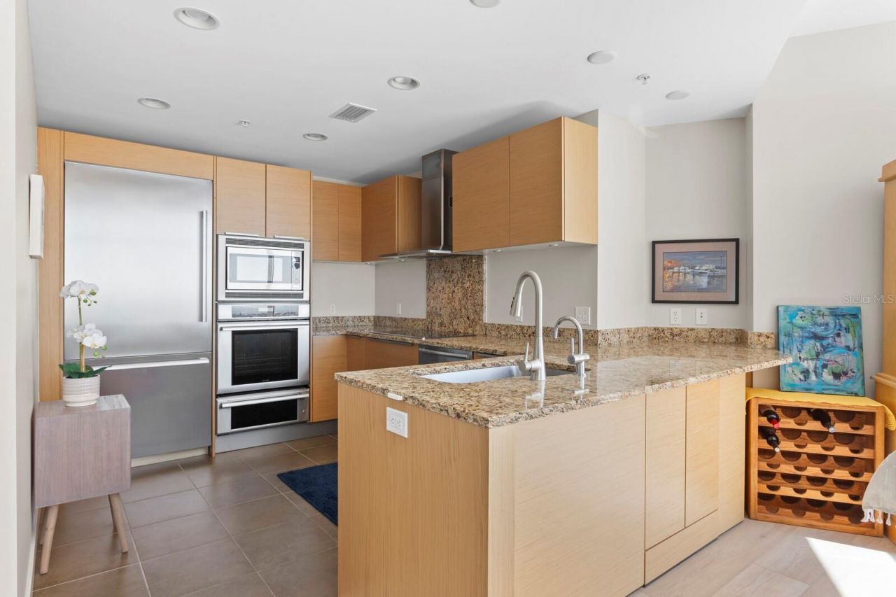 175 1st Street S, Unit 2106, Saint Petersburg, FL 33701 Photo