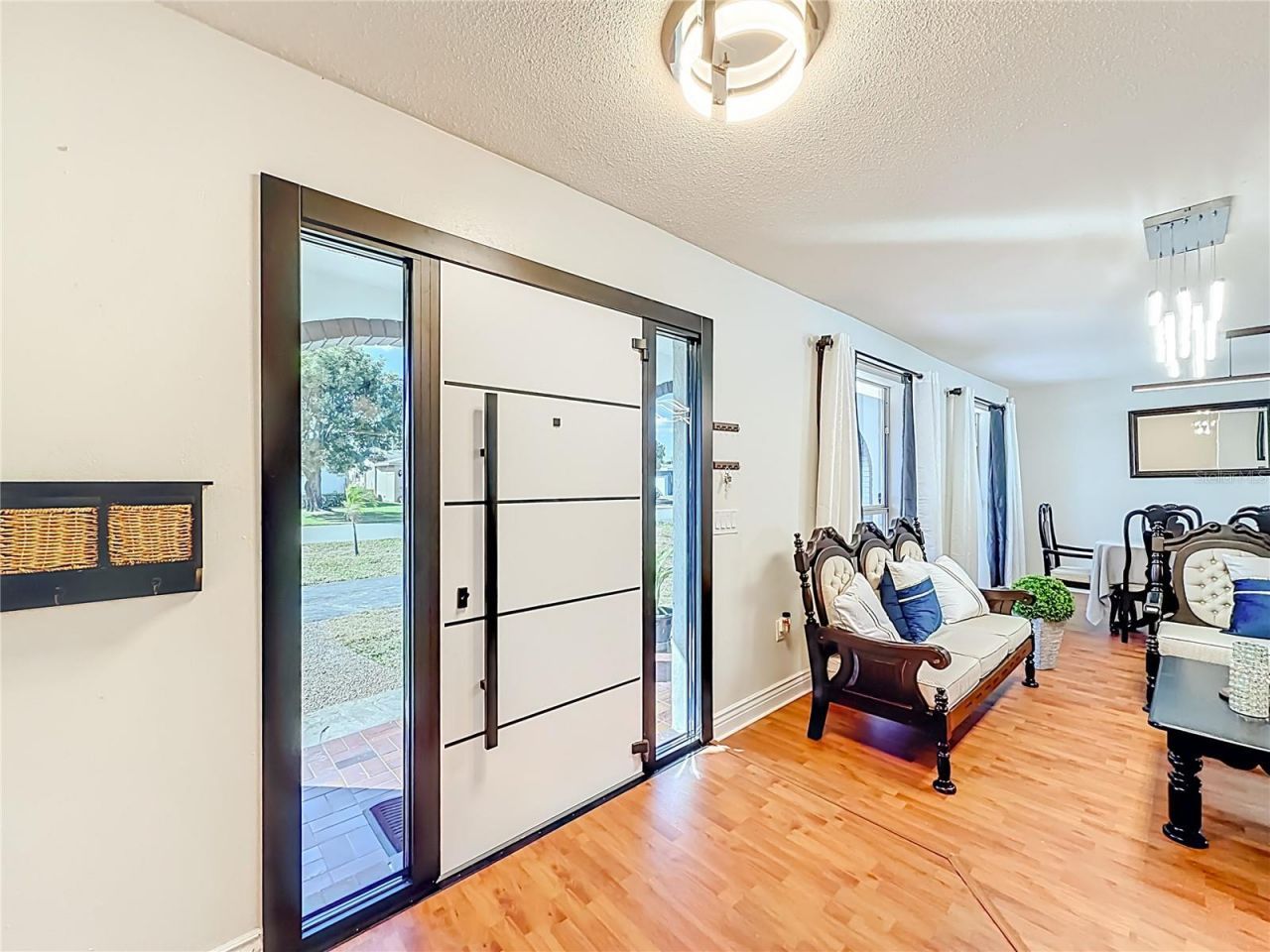 2913 Dolphin Drive, Miramar, FL 33025 Photo