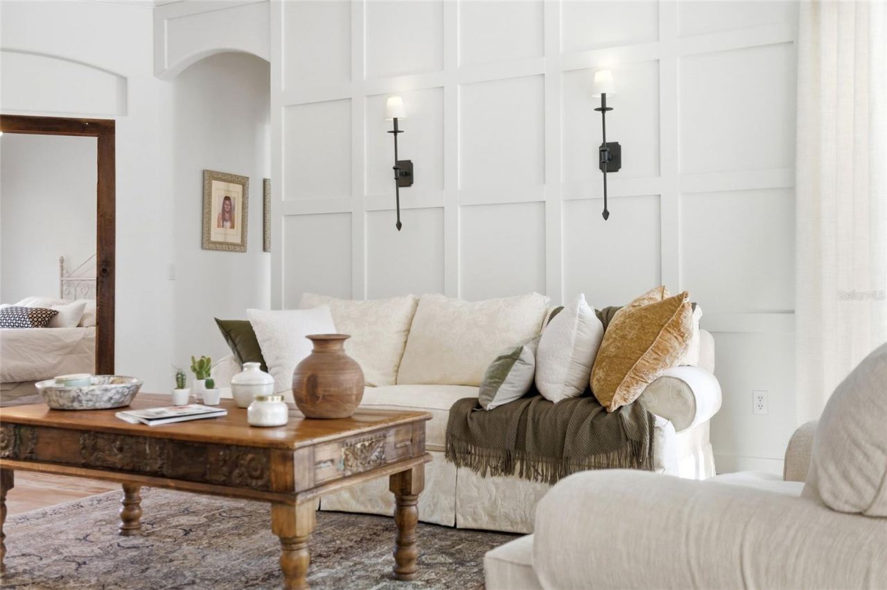 483 N Pine Meadow Drive, Debary, FL 32713 Photo