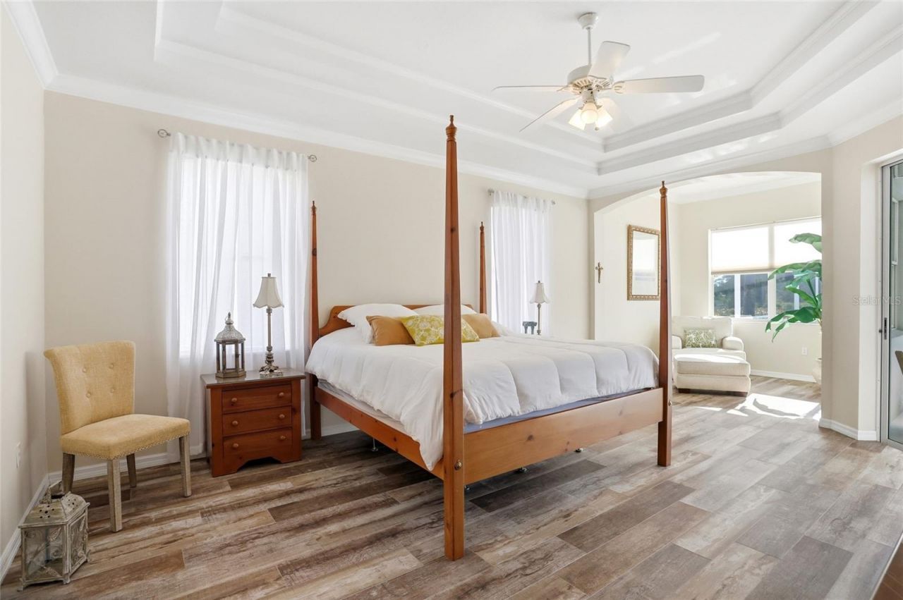 483 N Pine Meadow Drive, Debary, FL 32713 Photo