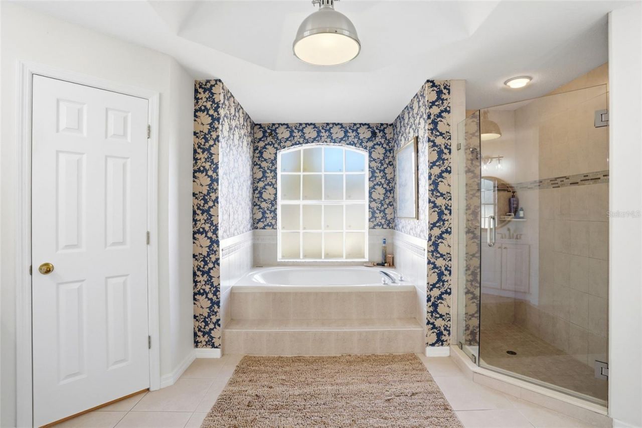 483 N Pine Meadow Drive, Debary, FL 32713 Photo