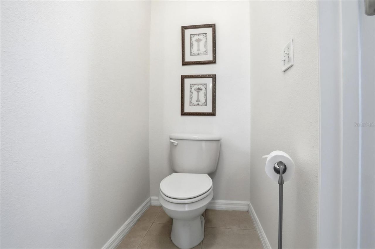 483 N Pine Meadow Drive, Debary, FL 32713 Photo