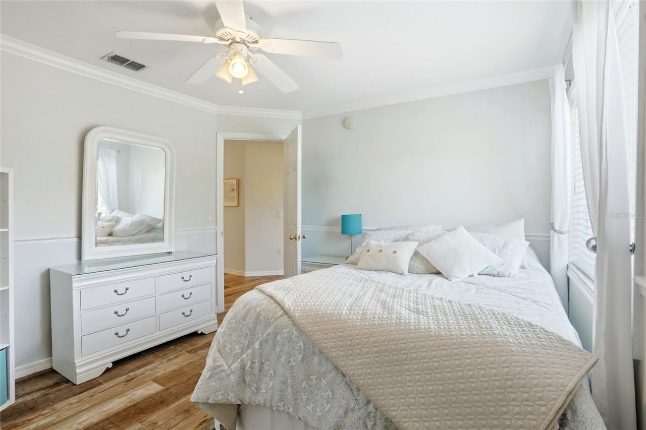 483 N Pine Meadow Drive, Debary, FL 32713 Photo