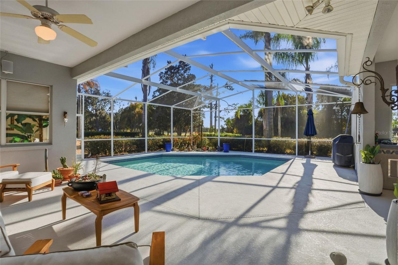 483 N Pine Meadow Drive, Debary, FL 32713 Photo