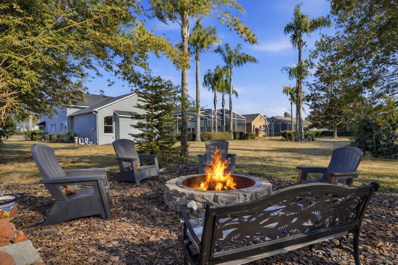 483 N Pine Meadow Drive, Debary, FL 32713 Photo