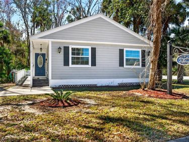 110 NE CRYSTAL STREET , CRYSTAL RIVER, FL 34428