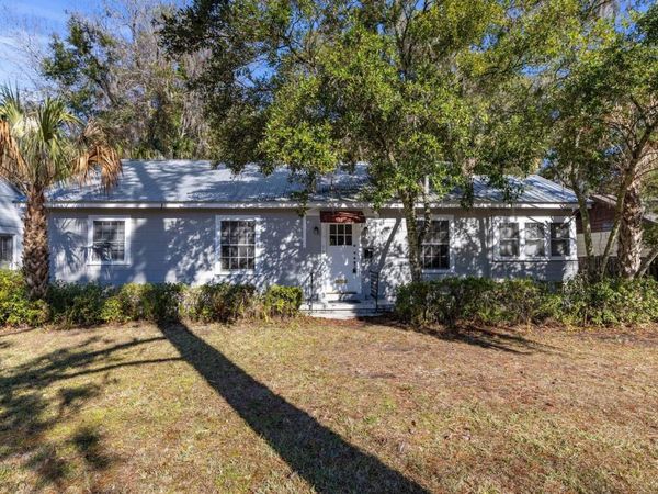 1208 NW 16TH AVENUE , GAINESVILLE, FL 32601