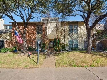 9446 Chimney Corner Lane, Dallas, TX 75243