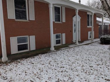 404 W 7th Street, Sycamore, OH 44882