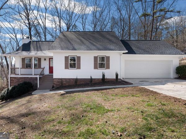 11 Ridgeview Drive SE, Silver Creek, GA 30173