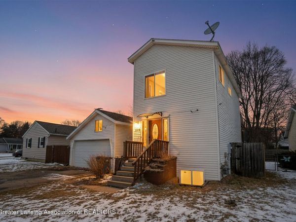 409 Madison Court Se, Kentwood, MI 49548