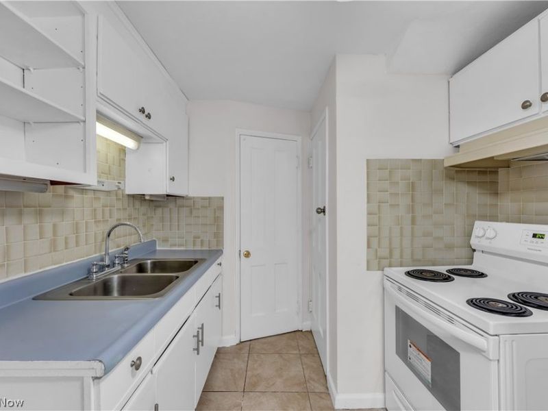 19518 Shakerwood Road, Beachwood, OH 44122 Photo 10