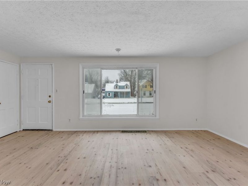 19518 Shakerwood Road, Beachwood, OH 44122 Photo 3