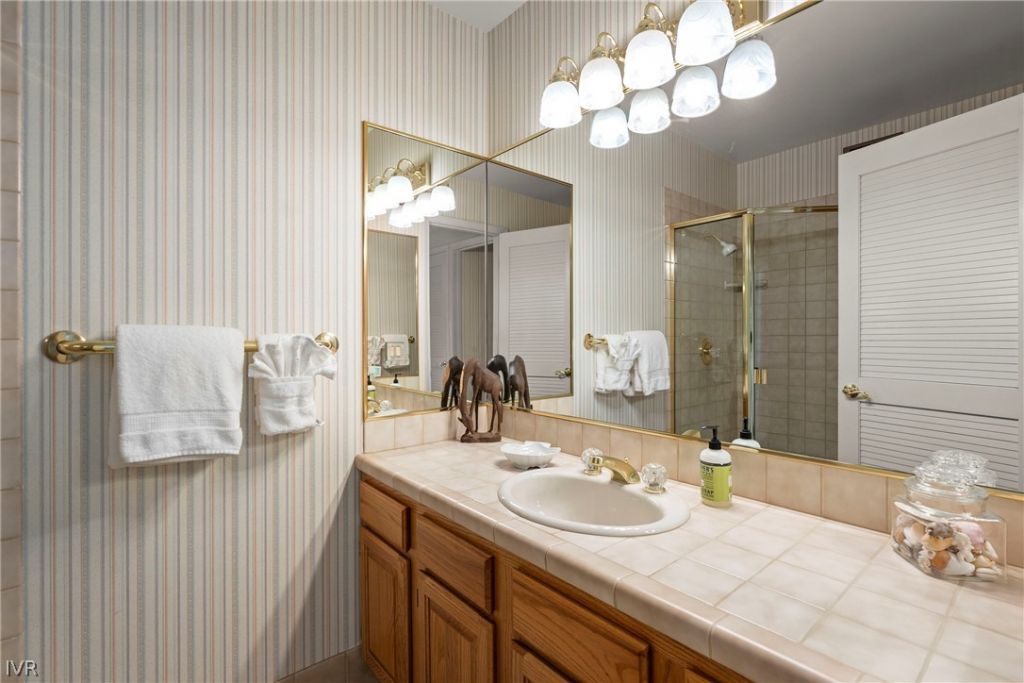 549 Lakeshore Boulevard, Unit 16, Incline Village, NV 89451 Photo