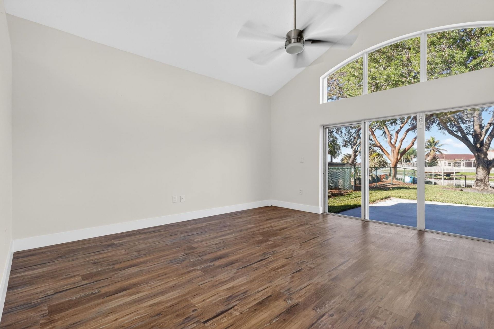 2450 NW 186th Avenue, Pembroke Pines, FL 33029 Photo