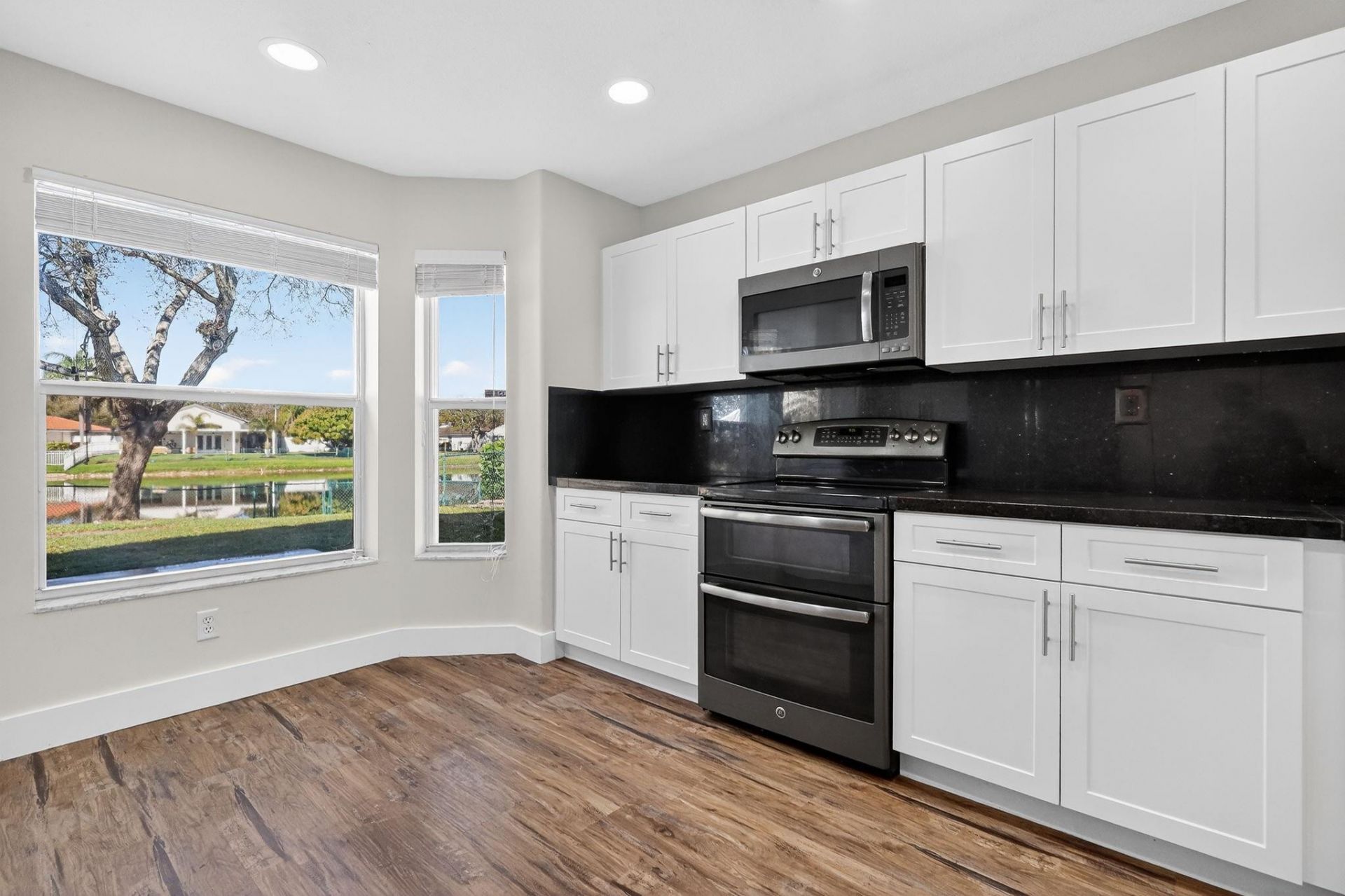 2450 NW 186th Avenue, Pembroke Pines, FL 33029 Photo