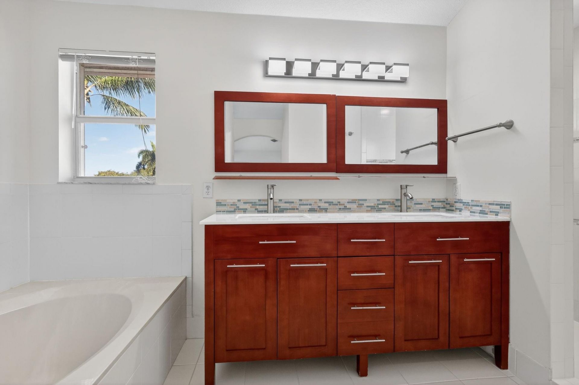 2450 NW 186th Avenue, Pembroke Pines, FL 33029 Photo