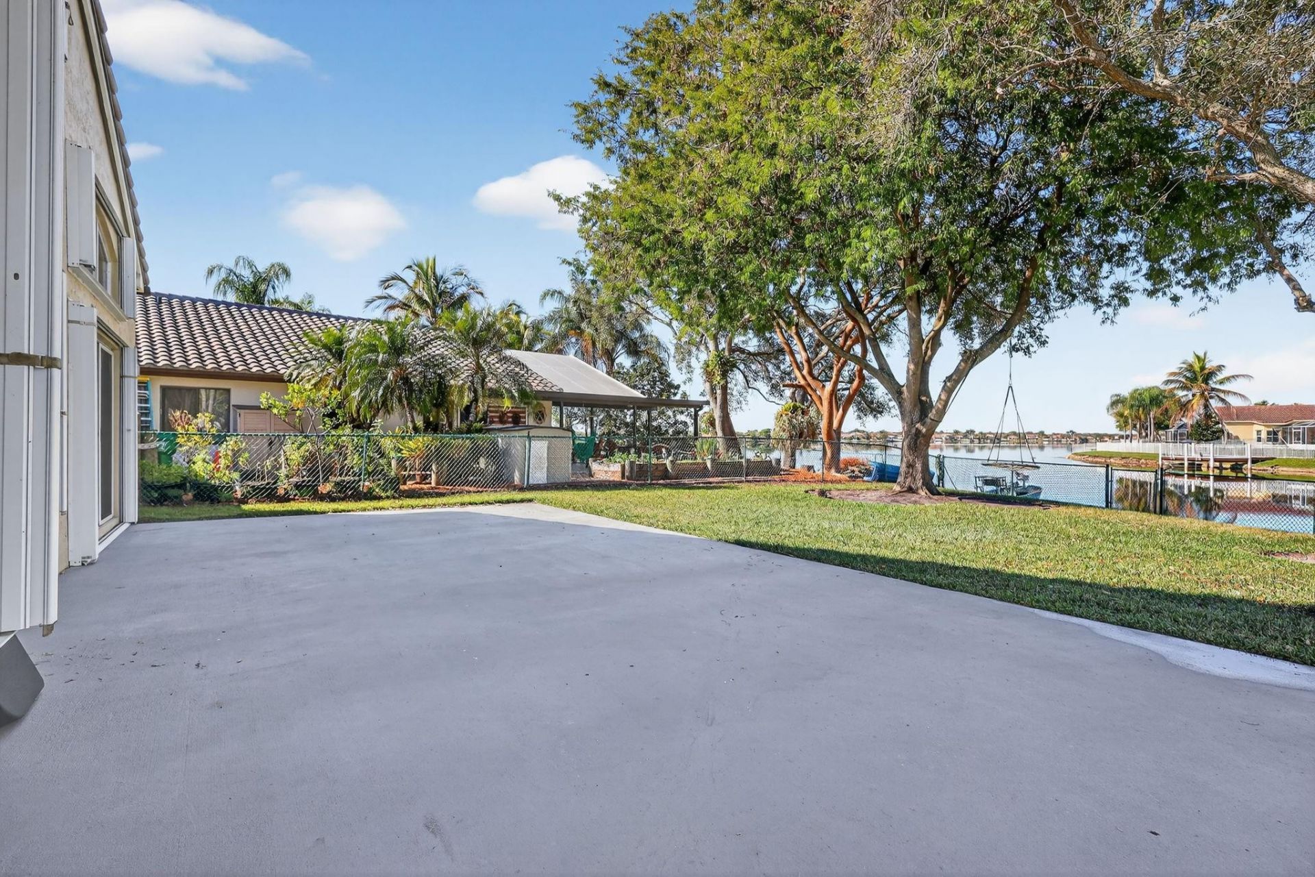 2450 NW 186th Avenue, Pembroke Pines, FL 33029 Photo