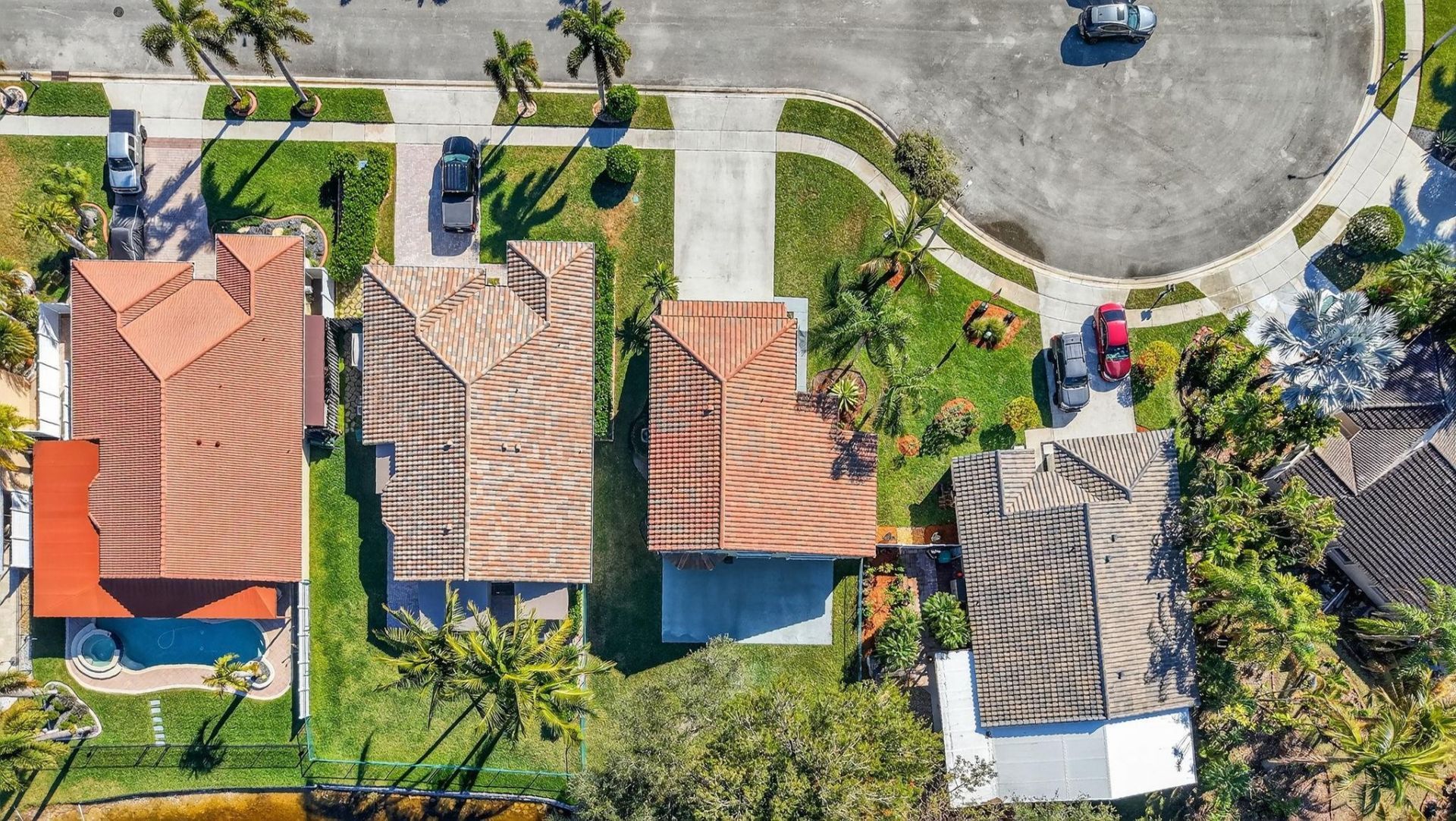 2450 NW 186th Avenue, Pembroke Pines, FL 33029 Photo